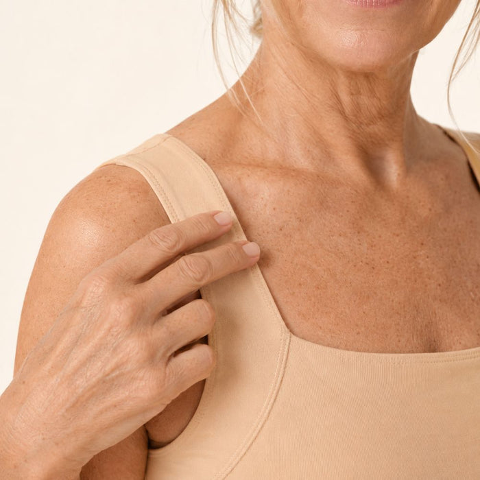 Comfort tank neckline close-up in Nude